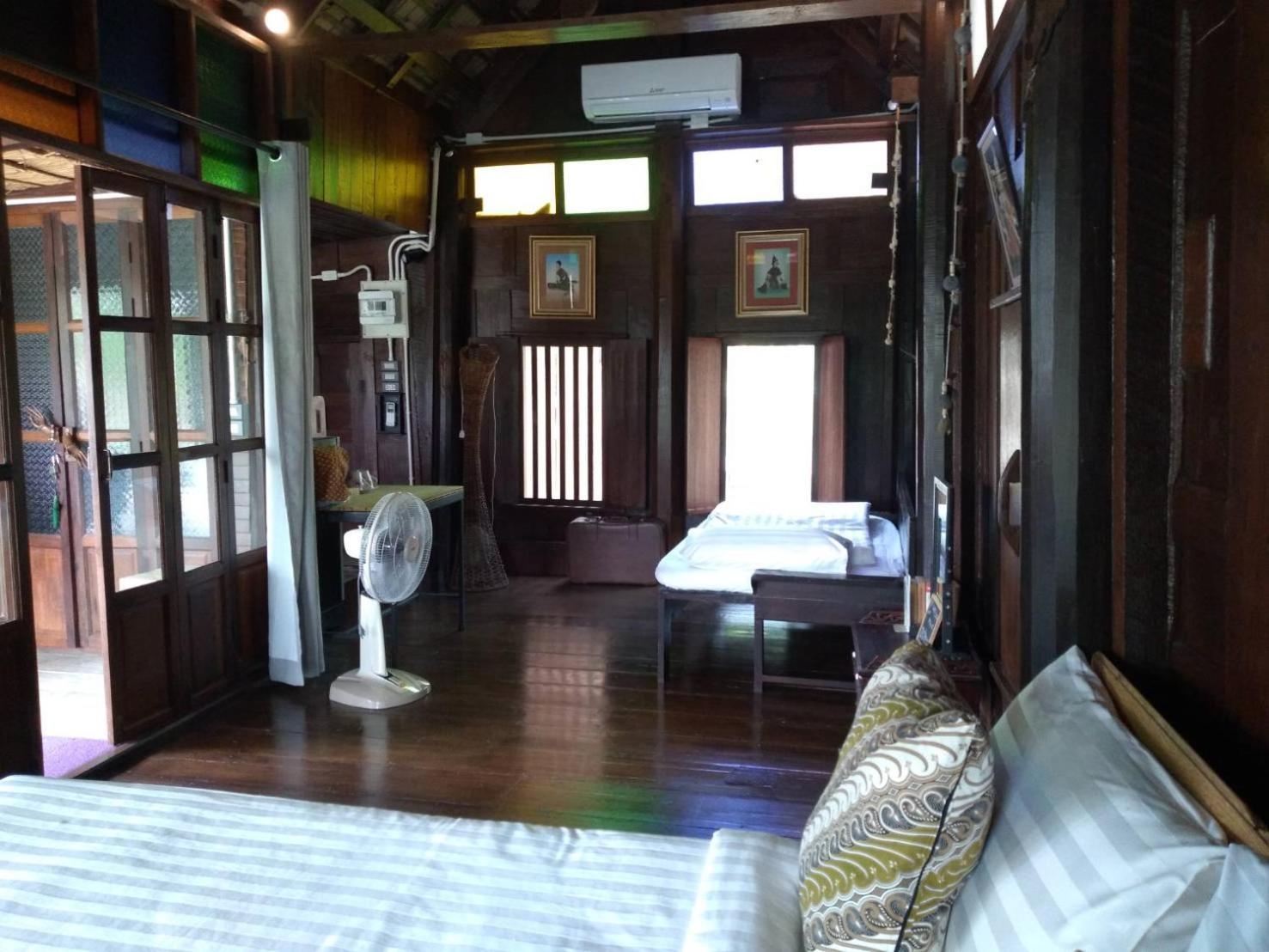 Rustic​ Charm​ Suphan​ Ban Tha Pong Cameră foto