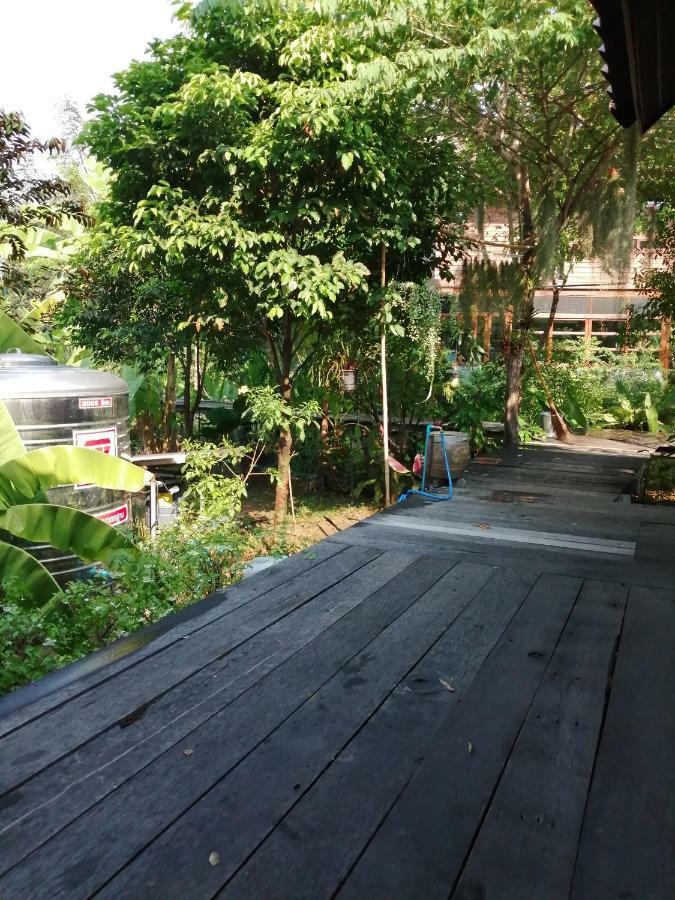 Rustic​ Charm​ Suphan​ Ban Tha Pong Exterior foto